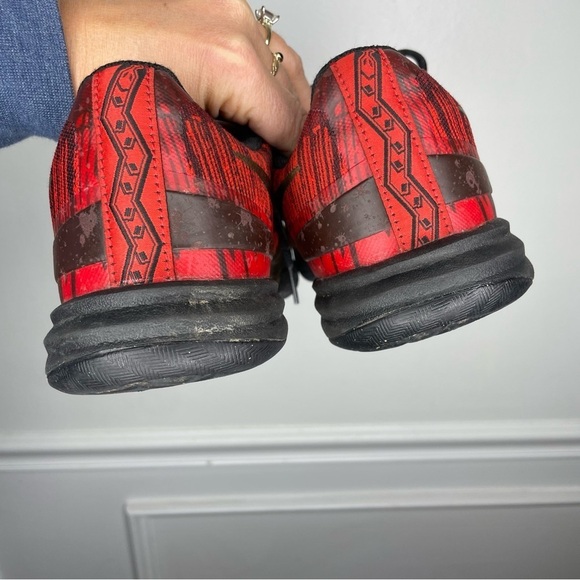 Nike Kobe KB Mentality Iron Man Red and Gold Sneaker Mens 7.5 - Picture 11 of 11